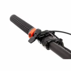 VTT 29" Rock Machine Torrent 70-29 Rouge 26 VTT 29" Rock Machine Torrent 70-29 Rouge -Vélos Soldes 15102 torrent 70 29 gloss dark red black white 3 300x200 crop 700x700 2