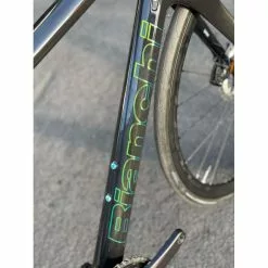 Vélo Route Bianchi Specialissima Ultegra 2x11V Black Carbon 9 Vélo Route Bianchi Specialissima Ultegra 2x11V Black Carbon -Vélos Soldes 250814659 424991559253254 5337530420453192808 n 700x700 2